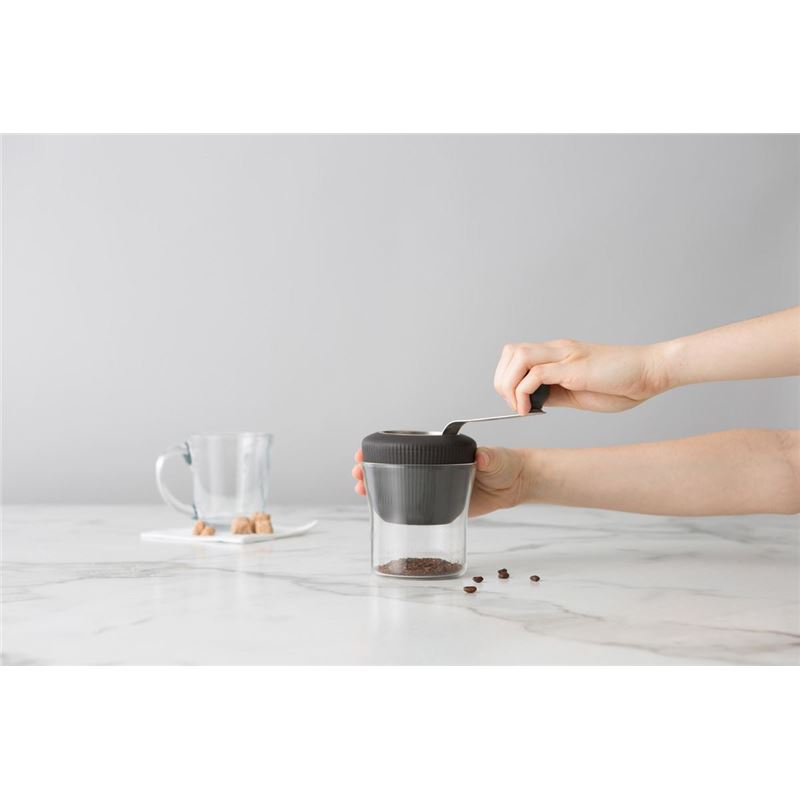 1357-coffee-house-by-chef-8217-n-8211-adjustable-manual-coffee-grinder--1.jpg Coffee House by Chef’n – Adjustable Manual Coffee Grinder