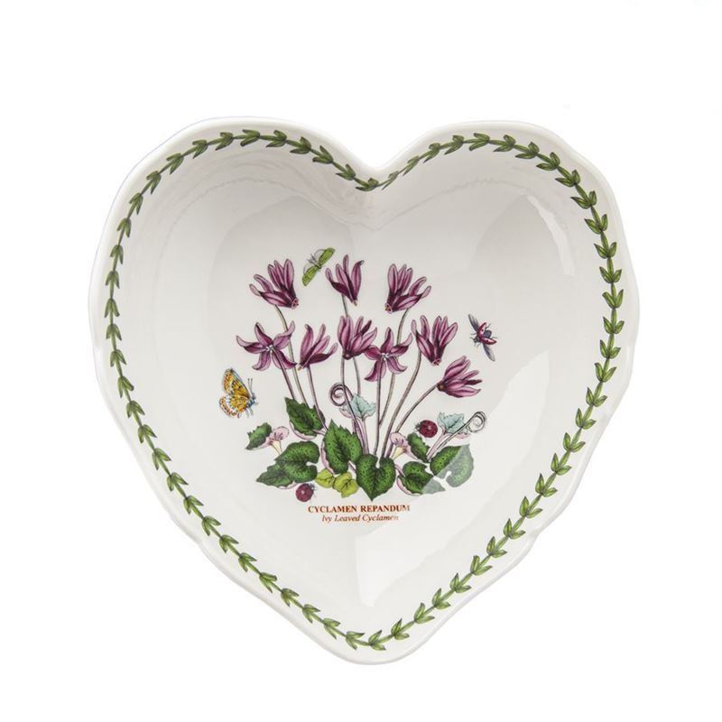 Portmeirion – Botanic Garden Scalloped Edge Heart Shaped Dish 22cm